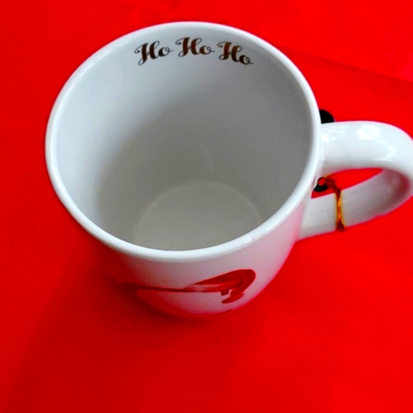 ๐NWT๐: HOLIDAY MONOGRAM (C) MUG (BONUS: COMES WITH CANDY) - Picture 5 of 5